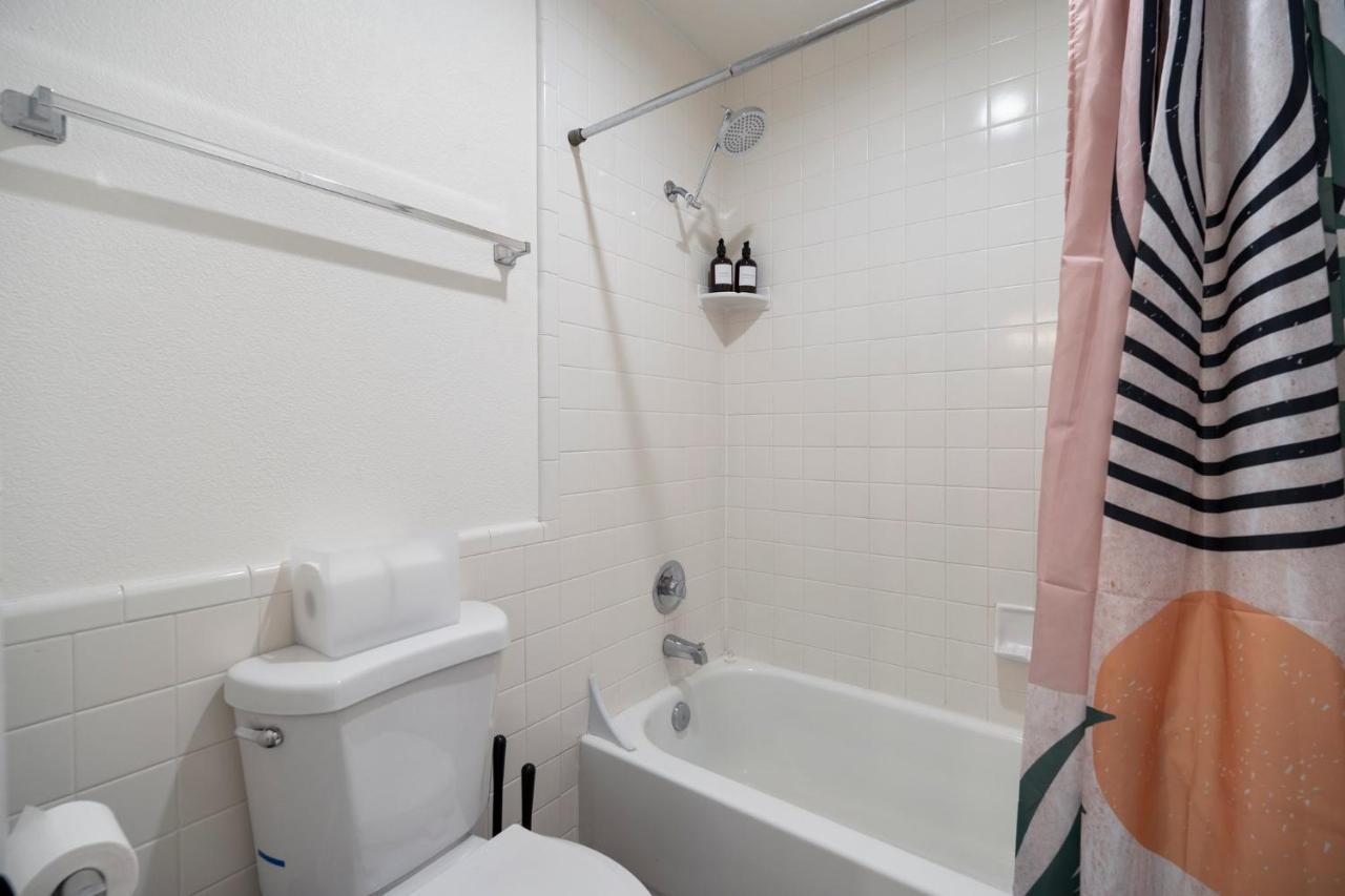 Large Pool With Diving Board, Remodeled 3Bdrm, Near State Farm Stdm And More! Peoria Εξωτερικό φωτογραφία